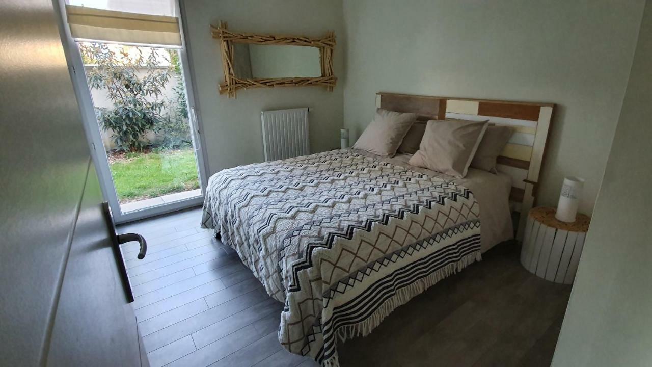 Le Coeur Du Saphir Apartment โทนง-เลส์-แบงส์ ภายนอก รูปภาพ